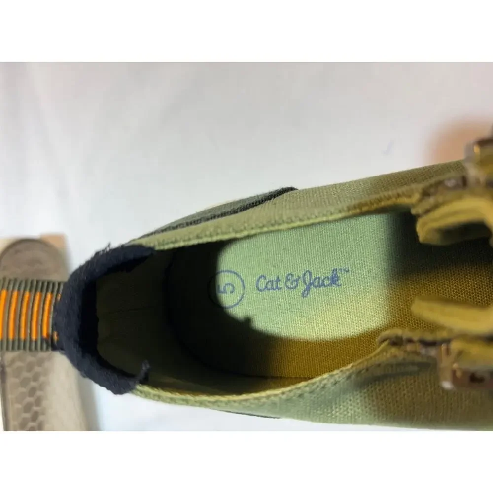 Cat & Jack Green Canvas Sneakers with Side Zipper Sz 5